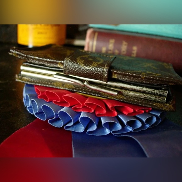 RARE Vintage LOUIS VUITTON Saks Fifth FC French Co Kisslock Coin Wallet Case LV - Picture 9 of 11